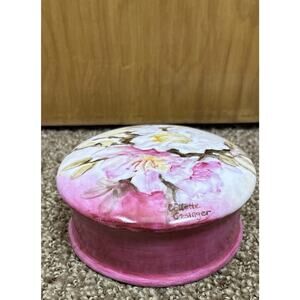 Vtg Porcelain Hand Painted Trinket Dresser Box Collette Gesinger Vibrant Pink Fl